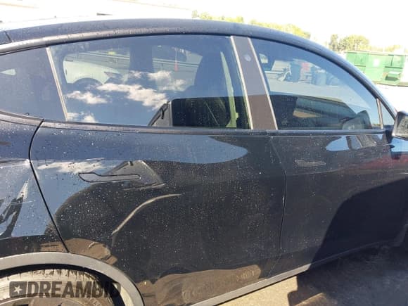 ✅ 2022 Tesla Model Y Performance • VIN: 7SAYGDEFXNF326435 • Lot: 43314108. Wystawiony na IAAI z przebiegiem 75 060 mil. Bezpłatny archiwum sprzedaży aukcyjnych z USA i szczegółowy raport historii pojazdu na DreamBid. Zdjęcie 13.