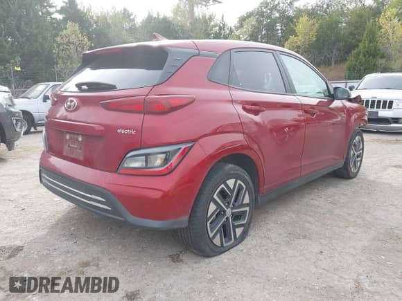2023 Hyundai Kona SEL z VIN KM8K33AG8PU190593, wystawiony jako IAAI lot #43593572 z przebiegiem Nie podano mil oraz . Historia ofert i sprzedaży dostępna na DreamBid. Obrazek 4.