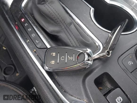 ✅ 2023 Chevrolet Traverse High Country • VIN: 1GNEVNKW9PJ242335 • Lot: 42415467. Wystawiony na IAAI z przebiegiem 25 855 mil. Bezpłatny archiwum sprzedaży aukcyjnych z USA i szczegółowy raport historii pojazdu na DreamBid. Zdjęcie 11.