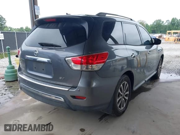 ✅ 2015 Nissan Pathfinder S • VIN: 5N1AR2MN8FC719737 • Lot: 42467205. Listed on IAAI with 195,894 mi. Free auction sales archive from the USA and detailed vehicle history report at DreamBid. Image 4.