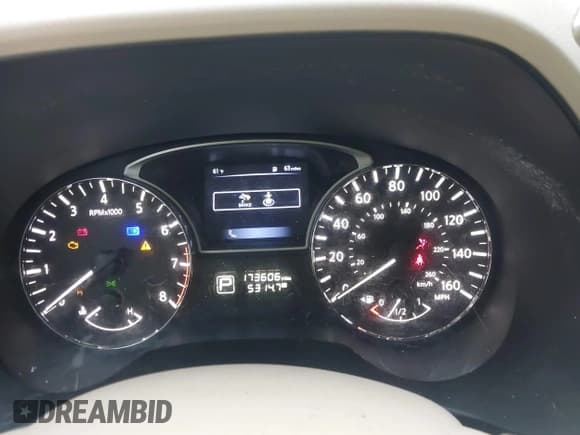 ✅ 2015 Nissan Pathfinder S • VIN: 5N1AR2MN6FC617045 • Lot: 43539820. Listed on IAAI with 173,606 mi. Free auction sales archive from the USA and detailed vehicle history report at DreamBid. Image 7.