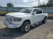 2020 Ram 1500 Big Horn z VIN 1C6SRFFT0LN125761, wystawiony jako Copart lot #70359275 z przebiegiem 143 077 mil mil oraz Szkoda całkowita • Salvage title. Historia ofert i sprzedaży dostępna na DreamBid. Obrazek 1.