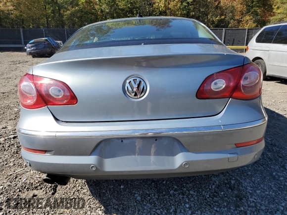 ✅ 2009 Volkswagen CC Luxury • VIN: WVWHL73C39E531900 • Lot: 87100385. Listed on Copart with 84,118 mi. Free auction sales archive from the USA and detailed vehicle history report at DreamBid. Image 6.