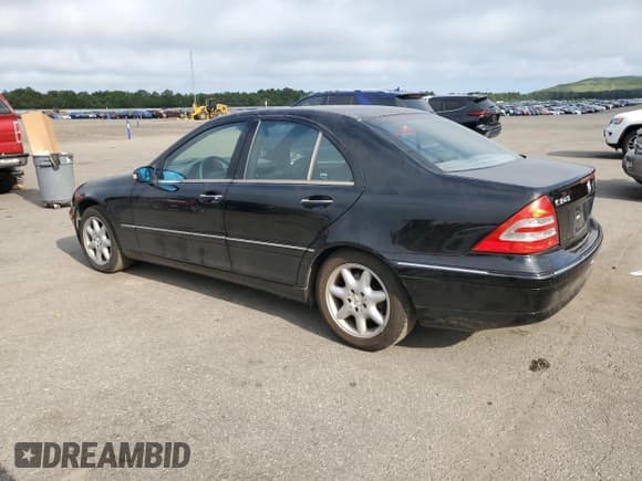 ✅ 2004 Mercedes-Benz C 240 • VIN: WDBRF81J24F554976 • Lot: 68627595. Wystawiony na Copart z przebiegiem 58 916 mil. Bezpłatny archiwum sprzedaży aukcyjnych z USA i szczegółowy raport historii pojazdu na DreamBid. Zdjęcie 2.