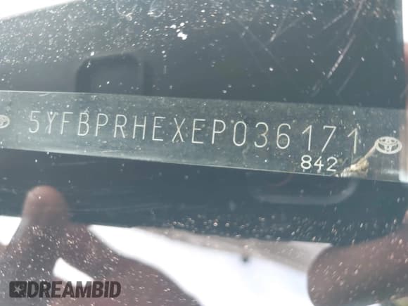 ✅ 2014 Toyota Corolla LE Eco • VIN: 5YFBPRHEXEP036171 • Lot: 43084560. Wystawiony na IAAI z przebiegiem 172 635 mil. Bezpłatny archiwum sprzedaży aukcyjnych z USA i szczegółowy raport historii pojazdu na DreamBid. Zdjęcie 9.