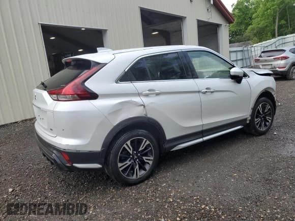✅ 2023 Mitsubishi Eclipse Cross SE • VIN: JA4ATWAA8PZ000916 • Лот: 60448815. Опубликован ранее на Copart с пробегом 68 361 миль. Бесплатный доступ к архиву аукционных продаж из США и подробный отчёт об истории автомобиля на DreamBid. Изображение 3.
