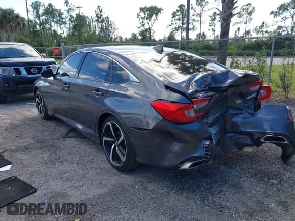 ✅ 2019 Honda Accord Sport • VIN: 1HGCV2F33KA019975 • Lot: 43583701. Listed on IAAI with 57,210 mi. Free auction sales archive from the USA and detailed vehicle history report at DreamBid. Image 3.