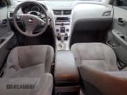 ✅ 2009 Chevrolet Malibu 1LT • VIN: 1G1ZH57B794195002 • Lot: 77015454. Wystawiony na Copart z przebiegiem 189 303 mil. Bezpłatny archiwum sprzedaży aukcyjnych z USA i szczegółowy raport historii pojazdu na DreamBid. Zdjęcie 8.