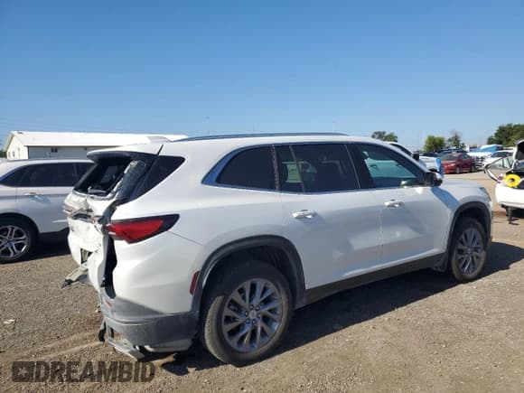 ✅ 2025 Buick Enclave Preferred • VIN: 5GAEVARS3SJ112128 • Лот: 84879535. Опубликован ранее на Copart с пробегом 5 144 миль. Бесплатный доступ к архиву аукционных продаж из США и подробный отчёт об истории автомобиля на DreamBid. Изображение 3.
