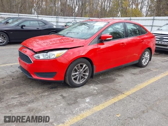 ✅ 2015 Ford Focus SE • VIN: 1FADP3F24FL207933 • Lot: 43628036. Wystawiony na IAAI z przebiegiem 76 753 mil. Bezpłatny archiwum sprzedaży aukcyjnych z USA i szczegółowy raport historii pojazdu na DreamBid. Zdjęcie 2.