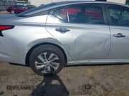 ✅ 2023 Nissan Altima S • VIN: 1N4BL4BV0PN384316 • Lot: 42849694. Listed on IAAI with 88,101 mi. Free auction sales archive from the USA and detailed vehicle history report at DreamBid. Image 6.