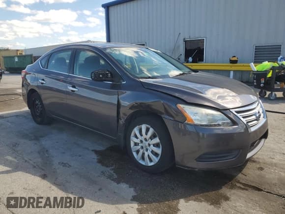 ✅ 2015 Nissan Sentra S • VIN: 3N1AB7AP8FY342770 • Lot: 85206845. Wystawiony na Copart z przebiegiem 98 572 mil. Bezpłatny archiwum sprzedaży aukcyjnych z USA i szczegółowy raport historii pojazdu na DreamBid. Zdjęcie 4.