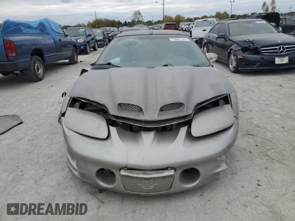 ✅ 1999 Pontiac Firebird Formula • VIN: 2G2FV22G7X2205961 • Lot: 75607124. Wystawiony na Copart z przebiegiem 199 676 mil. Bezpłatny archiwum sprzedaży aukcyjnych z USA i szczegółowy raport historii pojazdu na DreamBid. Zdjęcie 5.