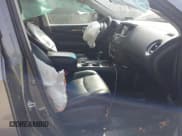 ✅ 2015 Nissan Pathfinder SV • VIN: 5N1AR2MM1FC677029 • Lot: 41791507. Wystawiony na IAAI z przebiegiem Nie podano. Bezpłatny archiwum sprzedaży aukcyjnych z USA i szczegółowy raport historii pojazdu na DreamBid. Zdjęcie 5.