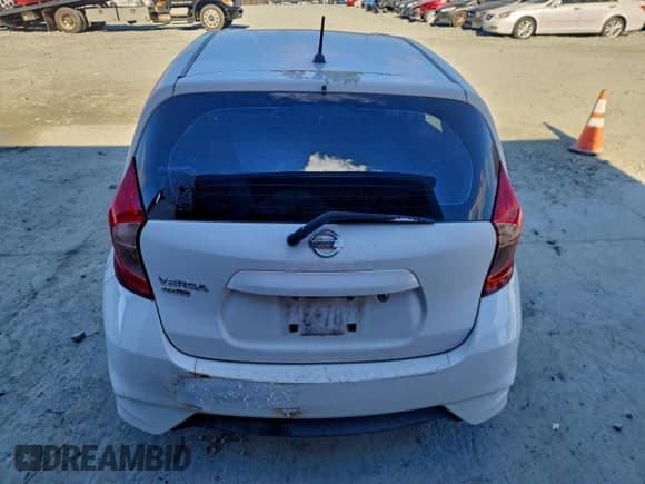 ✅ 2017 Nissan Note SV • VIN: 3N1CE2CP7HL372729 • Lot: 93661685. Wystawiony na Copart z przebiegiem 176 615 mil. Bezpłatny archiwum sprzedaży aukcyjnych z USA i szczegółowy raport historii pojazdu na DreamBid. Zdjęcie 6.