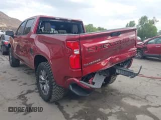 ✅ 2019 Chevrolet Silverado 1500 RST • VIN: 1GCUYEED2KZ144649 • Lot: 43422738. Wystawiony na IAAI z przebiegiem 52 882 mil. Bezpłatny archiwum sprzedaży aukcyjnych z USA i szczegółowy raport historii pojazdu na DreamBid. Zdjęcie 3.