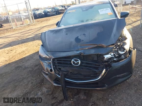 ✅ 2018 Mazda 3 Touring • VIN: 3MZBN1V31JM185917 • Lot: 43673603. Wystawiony na IAAI z przebiegiem 86 043 mil. Bezpłatny archiwum sprzedaży aukcyjnych z USA i szczegółowy raport historii pojazdu na DreamBid. Zdjęcie 12.