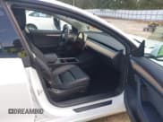 ✅ 2021 Tesla Model 3 Standard Range Plus • VIN: 5YJ3E1EA4MF084403 • Lot: 43296711. Wystawiony na IAAI z przebiegiem 42 187 mil. Bezpłatny archiwum sprzedaży aukcyjnych z USA i szczegółowy raport historii pojazdu na DreamBid. Zdjęcie 5.