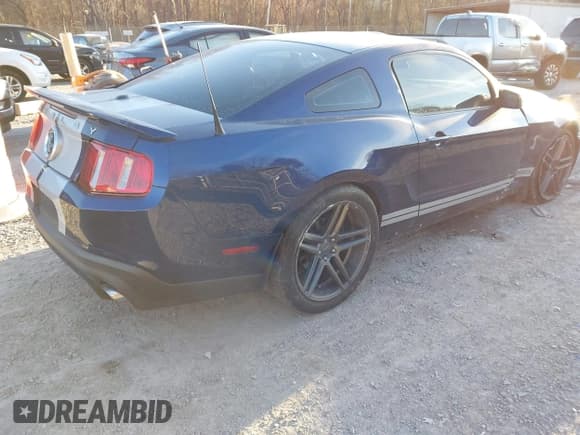 ✅ 2010 Ford Mustang GT500 • VIN: 1ZVBP8JS7A5123282 • Лот: 43625173. Опубликован ранее на IAAI с пробегом 74 913 миль. Бесплатный доступ к архиву аукционных продаж из США и подробный отчёт об истории автомобиля на DreamBid. Изображение 4.
