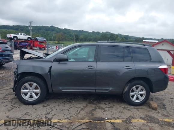 ✅ 2010 Toyota Highlander SE • VIN: 5TDJK3EH0AS011920 • Lot: 43288868. Listed on IAAI with 198,268 mi. Free auction sales archive from the USA and detailed vehicle history report at DreamBid. Image 14.