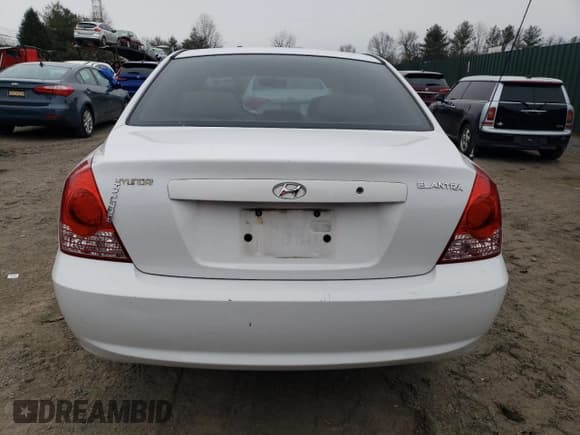 ✅ 2005 Hyundai Elantra GLS • VIN: KMHDN46D85U960795 • Lot: 45390235. Wystawiony na Copart z przebiegiem 130 907 mil. Bezpłatny archiwum sprzedaży aukcyjnych z USA i szczegółowy raport historii pojazdu na DreamBid. Zdjęcie 6.