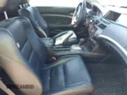 ✅ 2010 Honda Accord EX-L • VIN: 1HGCS2B81AA000284 • Lot: 42539374. Listed on IAAI with 211,009 mi. Free auction sales archive from the USA and detailed vehicle history report at DreamBid. Image 5.