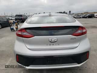 2019 Hyundai Ioniq z VIN KMHC65LD4KU105610, wystawiony jako Copart lot #55694004 z przebiegiem 47 738 mil mil oraz Szkoda całkowita • Salvage title. Historia ofert i sprzedaży dostępna na DreamBid. Obrazek 6.