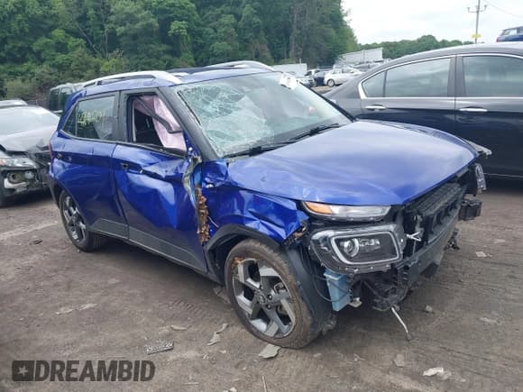 ✅ 2022 Hyundai Venue Limited • VIN: KMHRC8A38NU189045 • Lot: 42690209. Listed on IAAI with 15,121 mi. Free auction sales archive from the USA and detailed vehicle history report at DreamBid. Image 1.