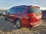 ✅ 2017 Chrysler Pacifica Touring L • VIN: 2C4RC1BG0HR627314 • Лот: 94179025. Опубликован ранее на Copart с пробегом 122 689 миль. Бесплатный доступ к архиву аукционных продаж из США и подробный отчёт об истории автомобиля на DreamBid. Изображение 2.