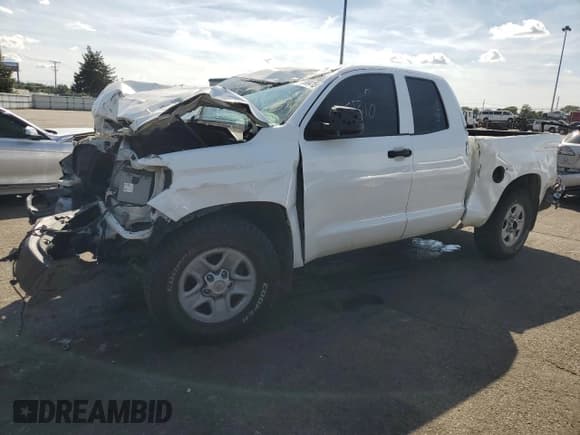 ✅ 2021 Toyota Tundra SR • VIN: 5TFRY5F19MX290720 • Lot: 71080415. Wystawiony na Copart z przebiegiem Nie podano. Bezpłatny archiwum sprzedaży aukcyjnych z USA i szczegółowy raport historii pojazdu na DreamBid. Zdjęcie 1.