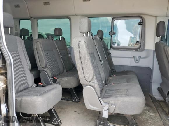 ✅ 2016 Ford Transit XL • VIN: 1FBAX2CG9GKB31094 • Lot: 66658485. Wystawiony na Copart z przebiegiem 86 433 mil. Bezpłatny archiwum sprzedaży aukcyjnych z USA i szczegółowy raport historii pojazdu na DreamBid. Zdjęcie 11.