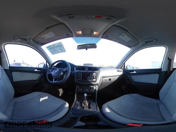 ✅ 2020 Volkswagen Tiguan S • VIN: 3VV1B7AX4LM098567 • Лот: 41504191. Опубликован ранее на IAAI с пробегом 106 012 миль. Бесплатный доступ к архиву аукционных продаж из США и подробный отчёт об истории автомобиля на DreamBid. Изображение 19.