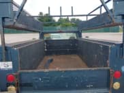 ✅ 1997 Ford F-350 • VIN: 1FDHF35H9VEB18880 • Lot: 42345354. Wystawiony na IAAI z przebiegiem 200 468 mil. Bezpłatny archiwum sprzedaży aukcyjnych z USA i szczegółowy raport historii pojazdu na DreamBid. Zdjęcie 8.