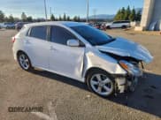 ✅ 2009 Toyota Matrix S • VIN: 2T1KE40E69C012539 • Лот: 94595975. Опубликован ранее на Copart с пробегом Не указан. Бесплатный доступ к архиву аукционных продаж из США и подробный отчёт об истории автомобиля на DreamBid. Изображение 4.