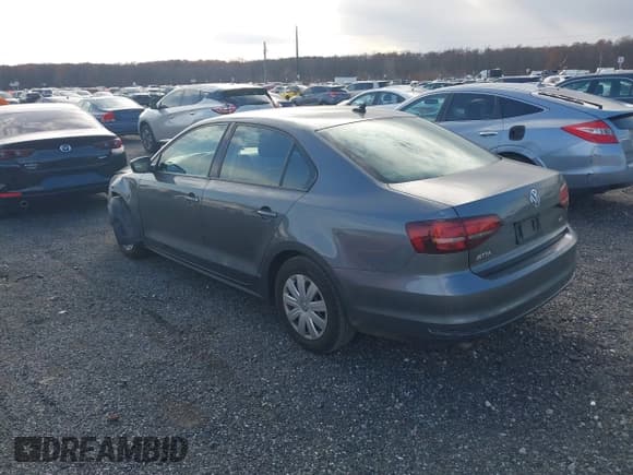 ✅ 2016 Volkswagen Jetta S • VIN: 3VW267AJ5GM274225 • Lot: 43691417. Wystawiony na IAAI z przebiegiem 55 689 mil. Bezpłatny archiwum sprzedaży aukcyjnych z USA i szczegółowy raport historii pojazdu na DreamBid. Zdjęcie 3.