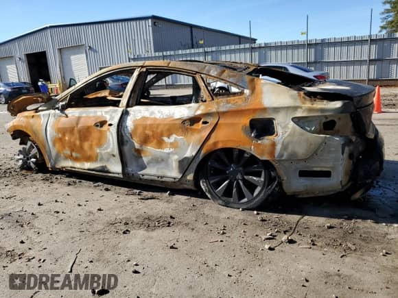 2014 Hyundai Azera Limited с VIN KMHFH4JG0EA419453, выставлен на аукционе Copart как лот 44025455 с пробегом Не указан миль и На запчасти • Non repairable. История ставок и продаж доступна на DreamBid. Изображение 2.