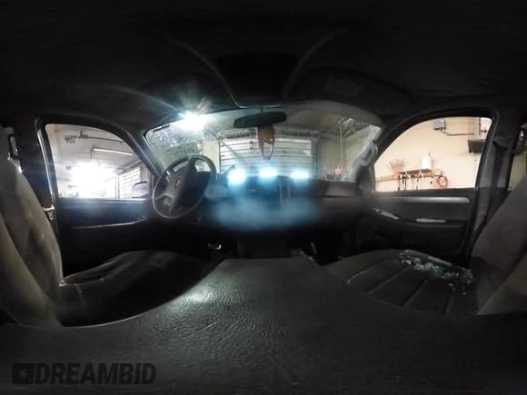 ✅ 2004 Ford Explorer XLT • VIN: 1FMDU73W64UB65897 • Lot: 41477174. Wystawiony na IAAI z przebiegiem 221 442 mil. Bezpłatny archiwum sprzedaży aukcyjnych z USA i szczegółowy raport historii pojazdu na DreamBid. Zdjęcie 19.