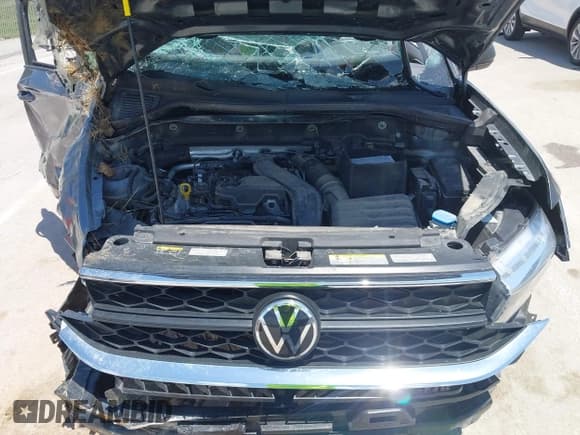 ✅ 2022 Volkswagen Taos S • VIN: 3VVMX7B20NM038239 • Лот: 42558228. Опубликован ранее на IAAI с пробегом Не указан. Бесплатный доступ к архиву аукционных продаж из США и подробный отчёт об истории автомобиля на DreamBid. Изображение 10.