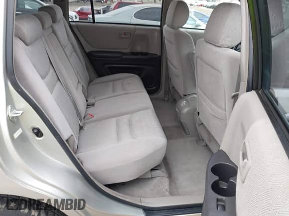 2002 Toyota Highlander с VIN JTEGD21A520038487, выставлен на аукционе IAAI как лот 42360225 с пробегом 163 470 миль миль и . История ставок и продаж доступна на DreamBid. Изображение 8.