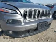 ✅ 2014 Jeep Cherokee Latitude • VIN: 1C4PJMCS5EW272600 • Lot: 43690545. Listed on IAAI with 116,682 mi. Free auction sales archive from the USA and detailed vehicle history report at DreamBid. Image 6.