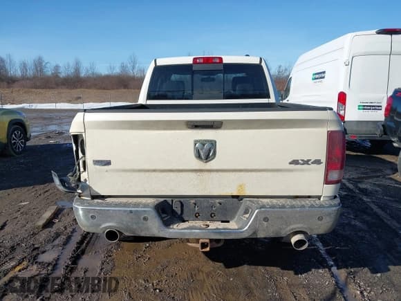 ✅ 2009 Dodge 1500 SLT • VIN: 1D3HV18T19S704077 • Lot: 41741928. Wystawiony na IAAI z przebiegiem 155 812 mil. Bezpłatny archiwum sprzedaży aukcyjnych z USA i szczegółowy raport historii pojazdu na DreamBid. Zdjęcie 16.