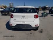 ✅ 2024 Hyundai Venue SEL • VIN: KMHRC8A34RU315908 • Lot: 41524215. Listed on Copart with 15,786 mi. Free auction sales archive from the USA and detailed vehicle history report at DreamBid. Image 6.