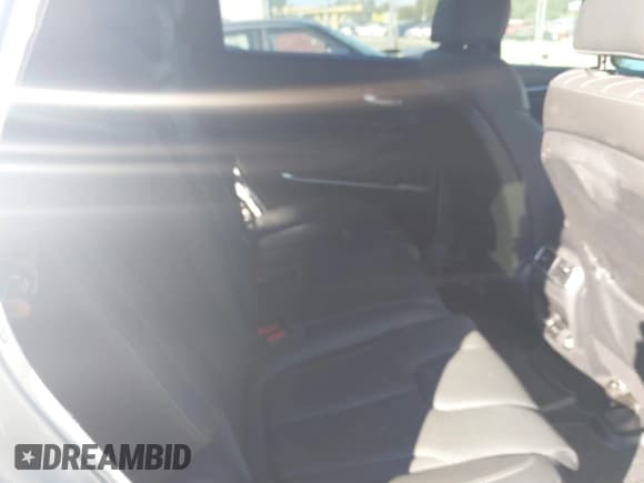 ✅ 2022 Hyundai Santa Fe Calligraphy • VIN: 5NMS54AL9NH430045 • Lot: 43582490. Listed on IAAI with 23,745 mi. Free auction sales archive from the USA and detailed vehicle history report at DreamBid. Image 8.