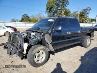 2006 Chevrolet Silverado 1500 LT1 with VIN 2GCEC13TX61252036, listed as a Copart auction lot 89676795 with 170,471 mi miles and Salvage title. Bid and sale history available at DreamBid. Image 1.