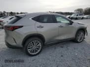 ✅ 2023 Lexus NX 350h Luxury • VIN: 2T2HKCEZ5PC010928 • Lot: 82840894. Wystawiony na Copart z przebiegiem 26 009 mil. Bezpłatny archiwum sprzedaży aukcyjnych z USA i szczegółowy raport historii pojazdu na DreamBid. Zdjęcie 3.