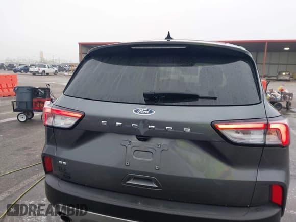 ✅ 2022 Ford Escape SE • VIN: 1FMCU0G69NUB33945 • Лот: 43529268. Опубликован ранее на IAAI с пробегом 17 082 миль. Бесплатный доступ к архиву аукционных продаж из США и подробный отчёт об истории автомобиля на DreamBid. Изображение 17.