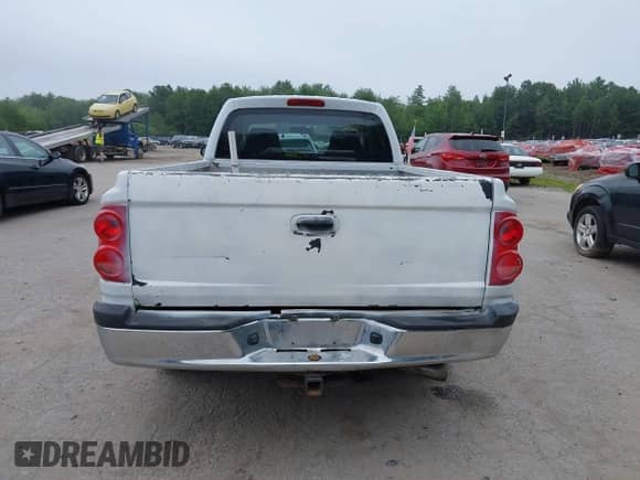 2008 Dodge Dakota ST с VIN 1D7HE22K28S510421, выставлен на аукционе IAAI как лот 42686505 с пробегом 138 167 миль миль и . История ставок и продаж доступна на DreamBid. Изображение 15.