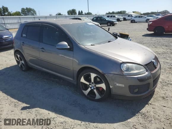 ✅ 2008 Volkswagen Golf GTI • VIN: WVWGV71K38W234876 • Lot: 60152655. Wystawiony na Copart z przebiegiem 180 585 mil. Bezpłatny archiwum sprzedaży aukcyjnych z USA i szczegółowy raport historii pojazdu na DreamBid. Zdjęcie 4.