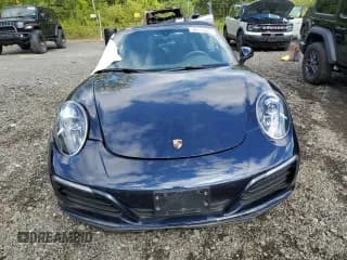 ✅ 2018 Porsche 911 Carrera S • VIN: WP0CB2A98JS147463 • Lot: 92068055. Wystawiony na Copart z przebiegiem 41 665 mil. Bezpłatny archiwum sprzedaży aukcyjnych z USA i szczegółowy raport historii pojazdu na DreamBid. Zdjęcie 5.