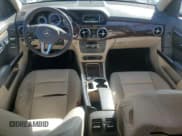 ✅ 2015 Mercedes-Benz GLK 350 • VIN: WDCGG5HB9FG415244 • Лот: 82760935. Опубликован ранее на Copart с пробегом 140 292 миль. Бесплатный доступ к архиву аукционных продаж из США и подробный отчёт об истории автомобиля на DreamBid. Изображение 8.